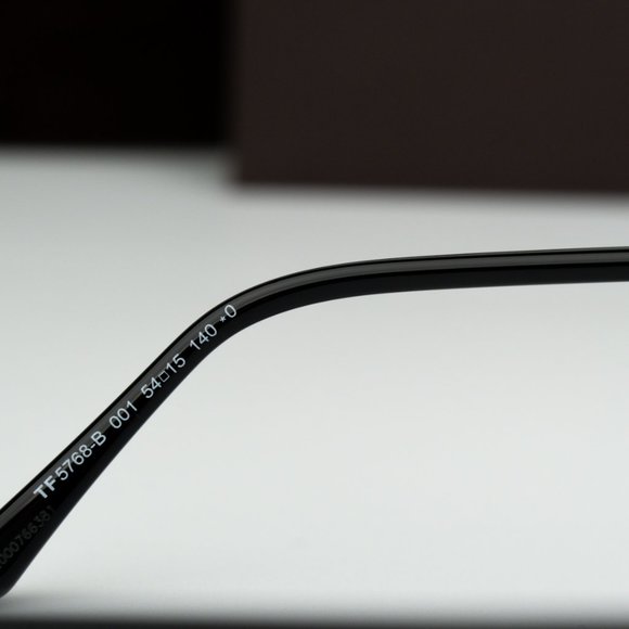 Tom Ford Women Eyeglasses Shiny Black Blue Block Square FT5768-B 001 BRAND NEW - Picture 5 of 8